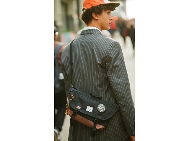 Herschel Cove сумка-мессенджер из переработанного материала thumbnail