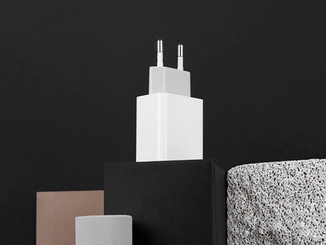 Сетевое зарядное устройство «NEO ZQ3 PD», 20 Вт thumbnail