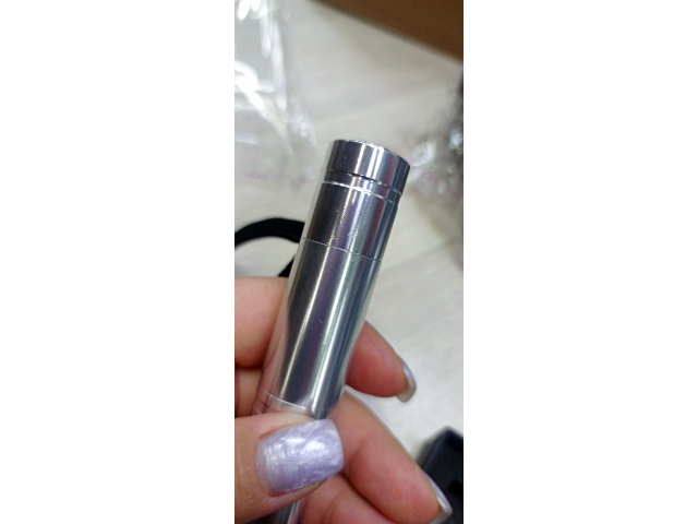 Подарочный набор «Scout» с многофункциональным ножом и фонариком thumbnail