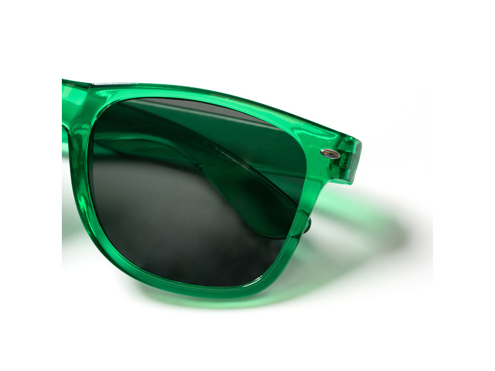 Солнцезащитные очки из переработанного материала RPET