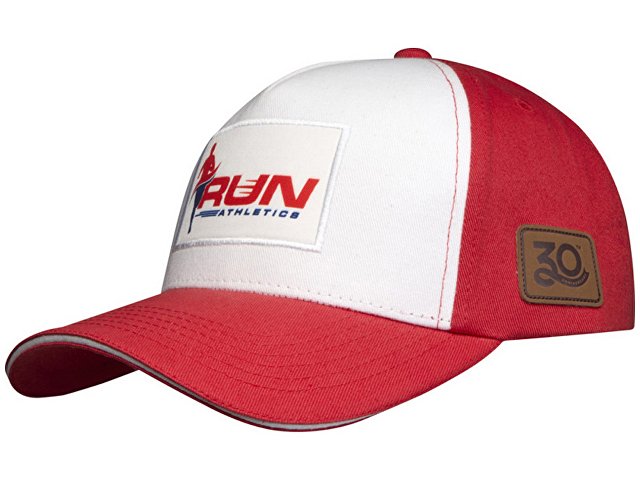 Коробка с образцами бейсболок из переработанных материалов thumbnail