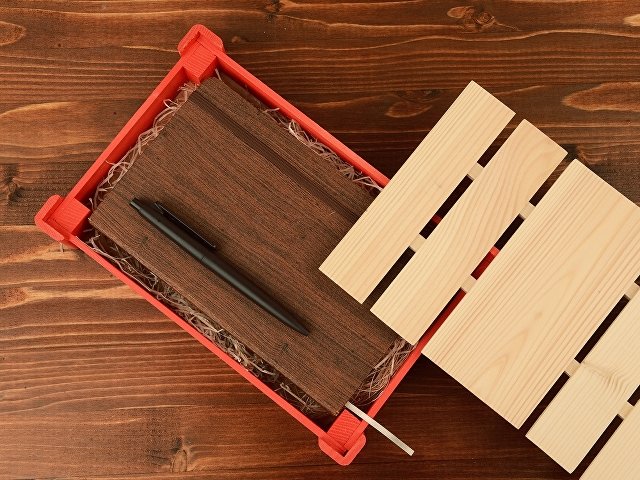 Подарочная деревянная коробка