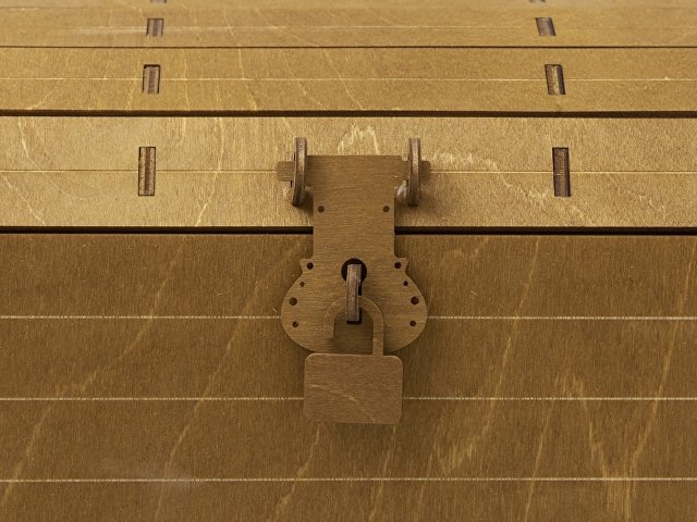 Подарочный набор: кукла фарфоровая, крем-мёд с лаймом и имбирем