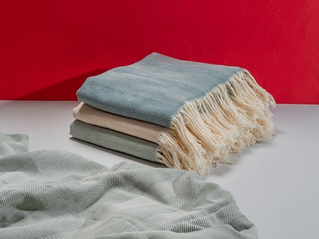 Плед «Hild» из натурального хлопка thumbnail