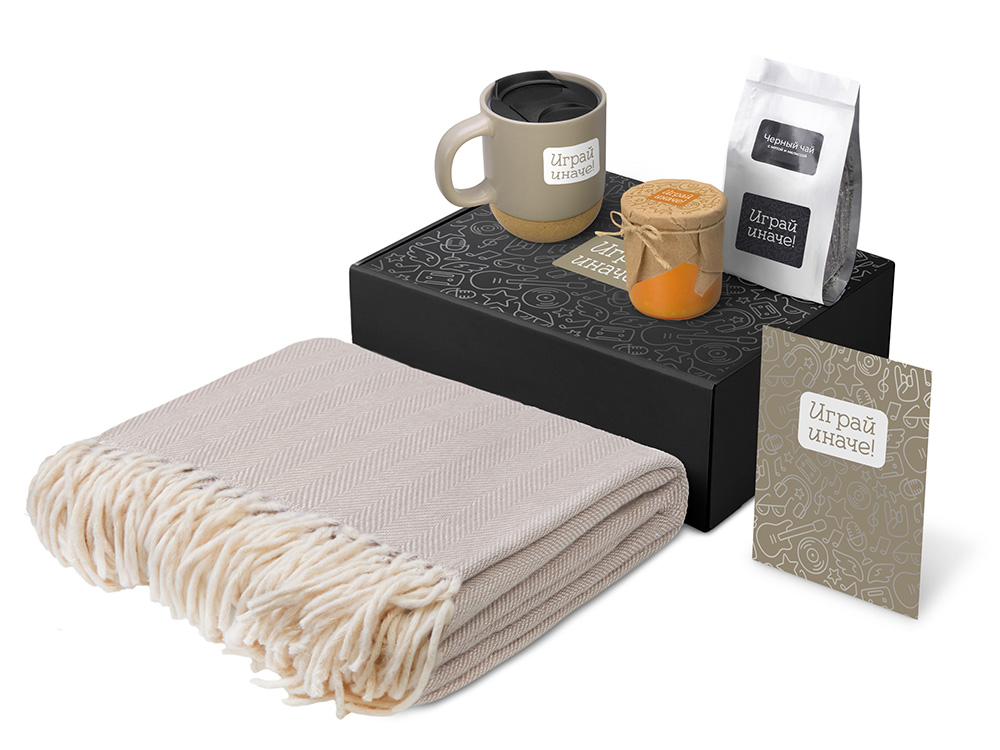 Подарочный набор «Re:y. Nest» с пледом, кружкой и вареньем