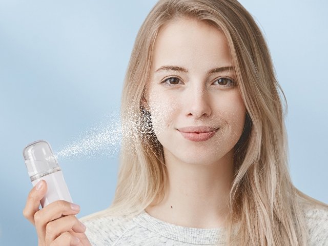 Портативный увлажнитель для лица «Refresh» thumbnail