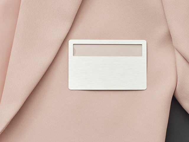 Магнитный металлический бейдж thumbnail