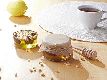 Мед с сосновыми шишками и кедровыми орехами