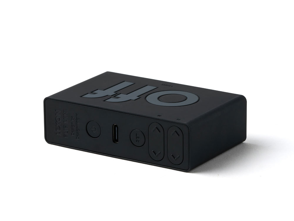 Часы настольные Flip Mini фото 5 Часы настольные Flip Mini фото 5