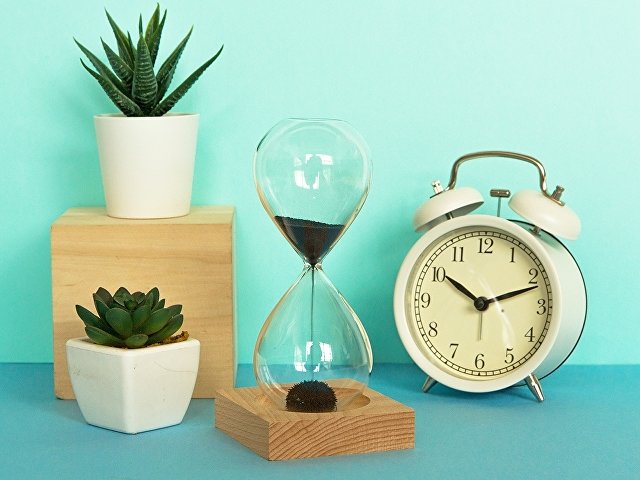 Песочные магнитные часы на деревянной подставке «Infinity» thumbnail